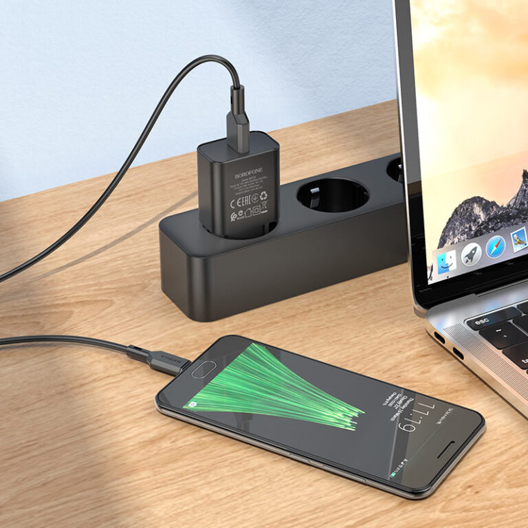 Сетевое зарядное устройство BOROFONE BA72A 18W Black (6974443388541) Выходной разъем USB 
