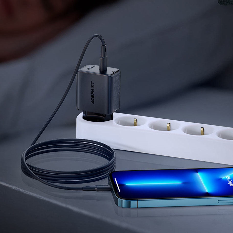 Фото Сетевое зарядное устройство ACEFAST A1 PD20W Black (6974316280033)