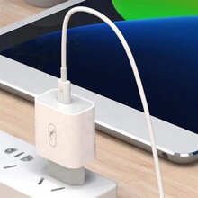 Зарядний пристрій SKYDOLPHIN SC38T 1USBx2.4A White (SDMZP-000181)