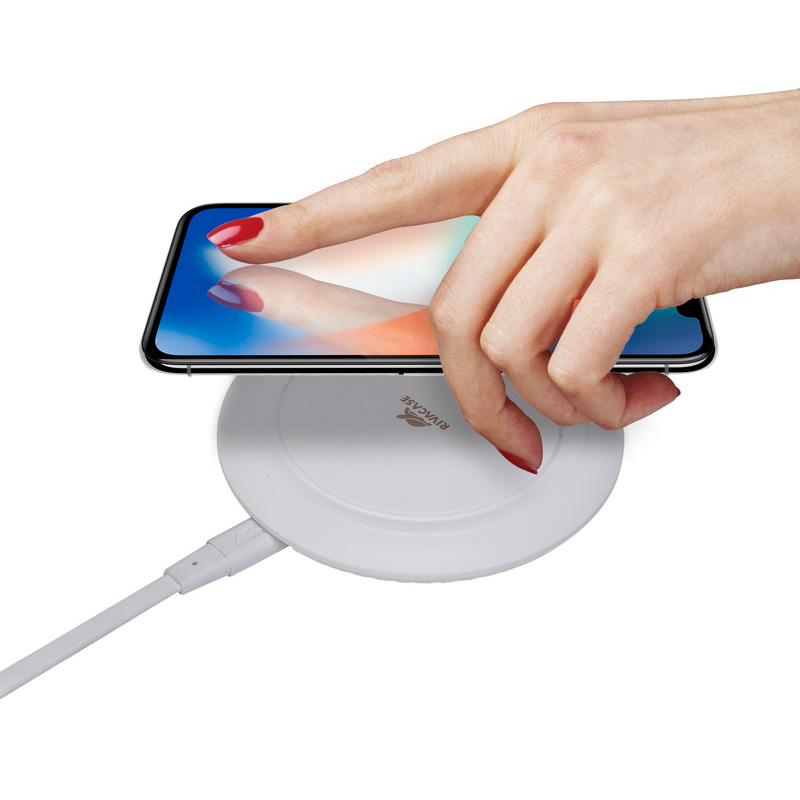 Зарядное устройство RIVACASE VA4913 WD1 Поддержка быстрой зарядки True