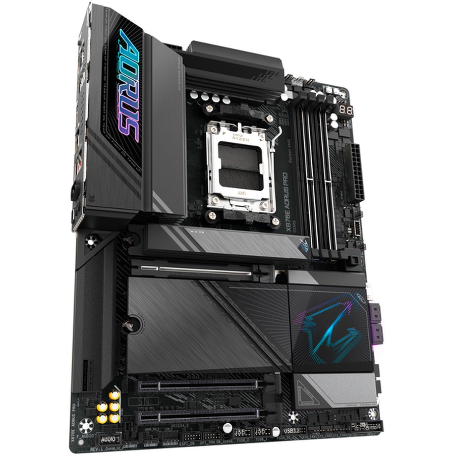 Материнська плата GIGABYTE X870E AORUS PRO Роз'ємів на задній панелі USB 4 Gen 2 x 2 Type-C 2