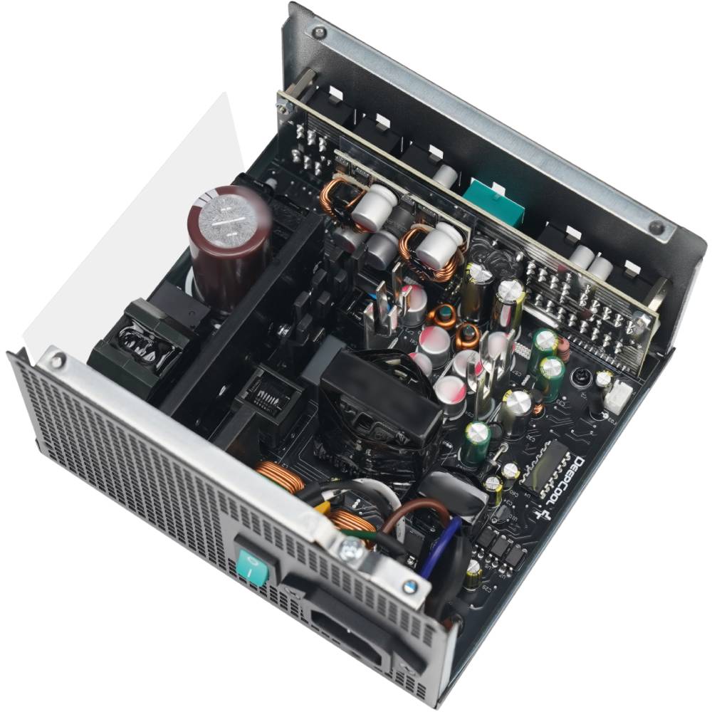 Фото Блок живлення DEEPCOOL GamerStorm PN650M (R-PN650M-FC0B-JGEU) 650W