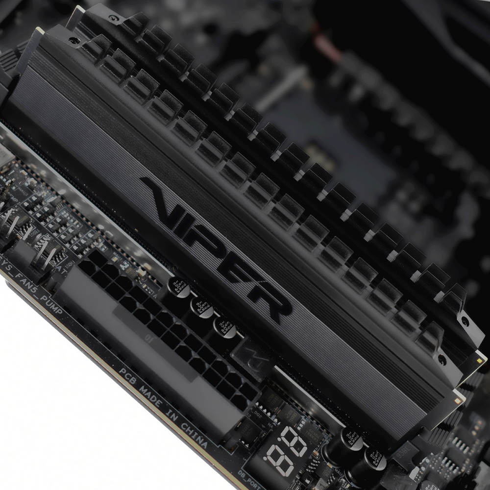 Зовнішній вигляд Набір PATRIOT 2x16GB DDR4 3600Mhz Viper 4 Blackout (PVB432G360C8K)