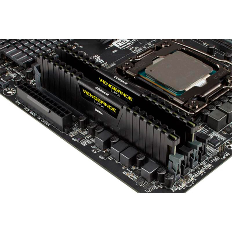 Зовнішній вигляд Набір CORSAIR Vengeance LPX 32GB DDR4 3600MHz Black (CMK32GX4M2D3600C18)
