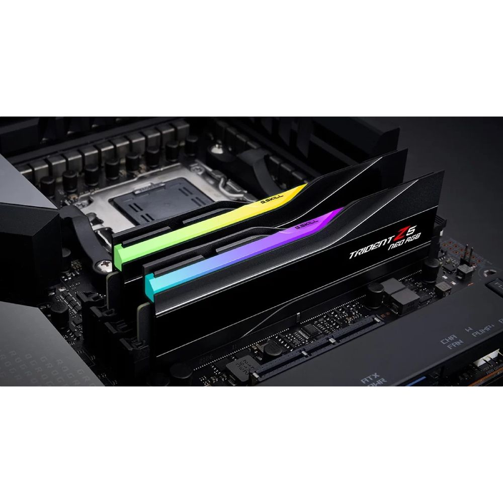 Зовнішній вигляд Набір G.SKILL Trident Z5 Neo RGB DDR5 2x16GB 6000 (F5-6000J3038F16GX2-TZ5NR)