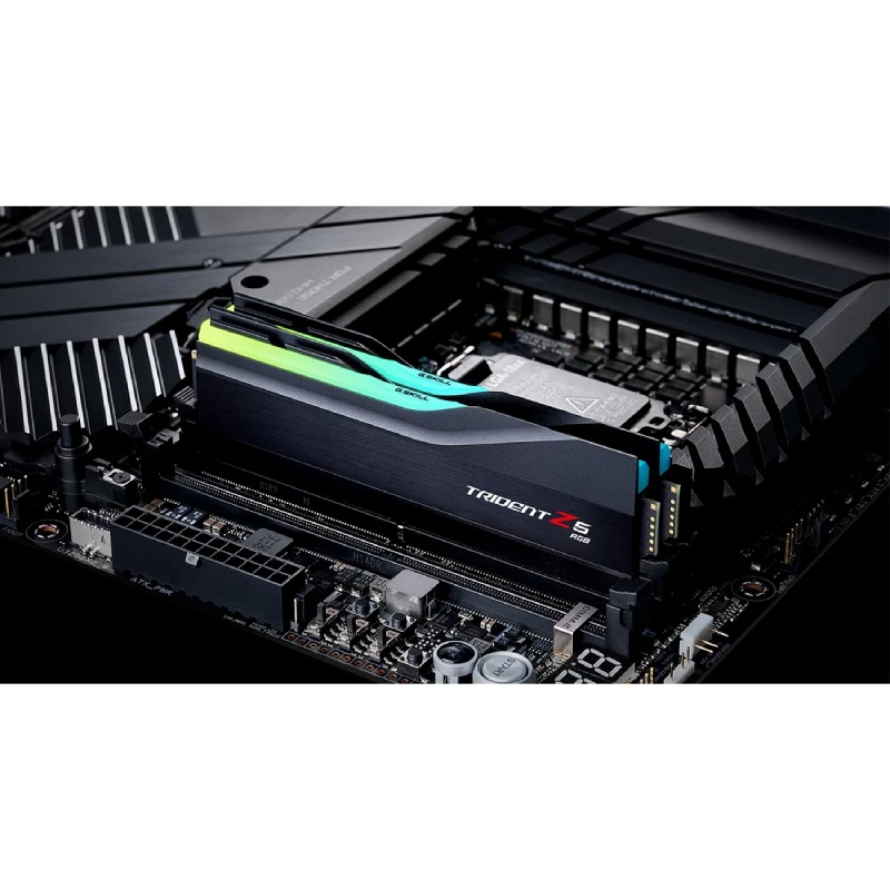Набор G.SKILL Trident Z5 DDR5 2x16GB 6000 RGB Black (F5-6000J3040F16GX2-TZ5RK) Рабочая частота 6000 МГц