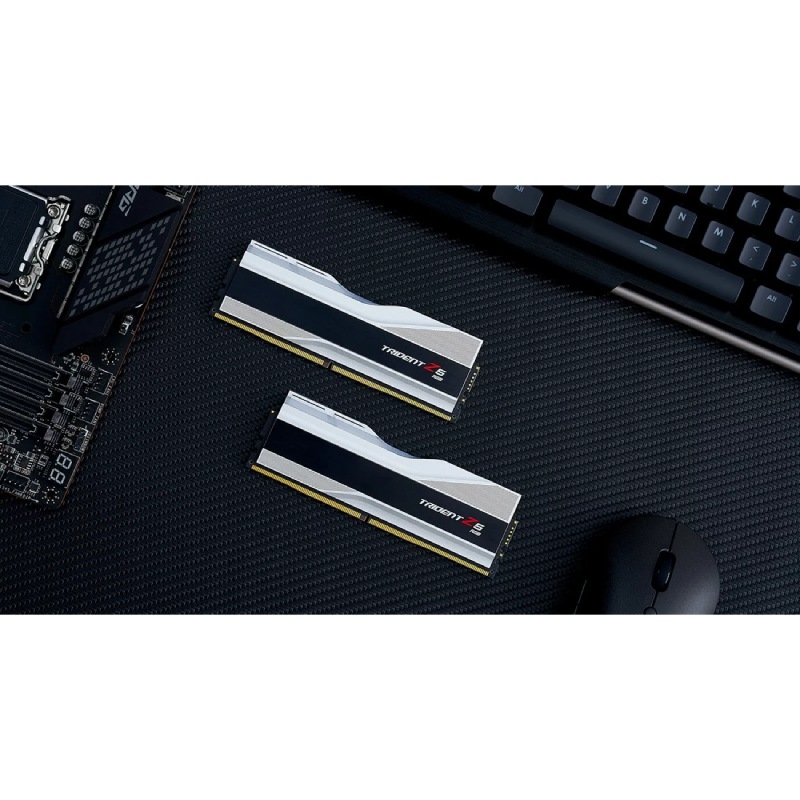Фото Набор G.SKILL Trident Z5 DDR5 2x16GB 7600 RGB Silver (F5-7600J3646G16GX2-TZ5RS)