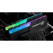 Набір G.SKILL DDR4 32GB (2x16GB) 4400 МГц Trident Z (F4-4400C19D-32GTZR)