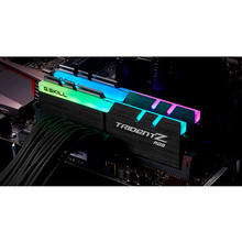 Набір G.SKILL Trident Z 16GB DDR4 3600MHz RGB (F4-3600C18D-16GTZRX)