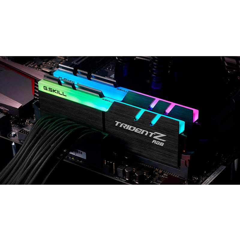 Набор G.SKILL Trident Z 64GB DDR4 3600MHz RGB (F4-3600C18D-64GTZR) Объем 64 Гб