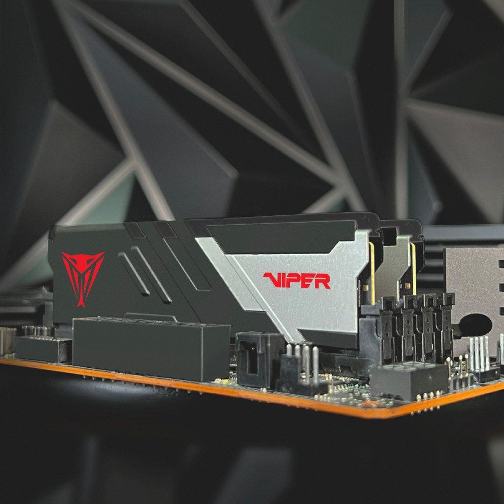 В Україні Набір PATRIOT Viper Venom 64GB DDR5 6000MHz (PVV564G600C36K)