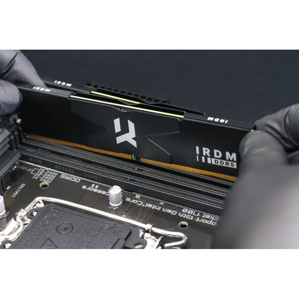 В Фокстрот Набор GOODRAM IRDM 32GB DDR5 6000 MHz Black (IR-6000D564L36S/32GDC)