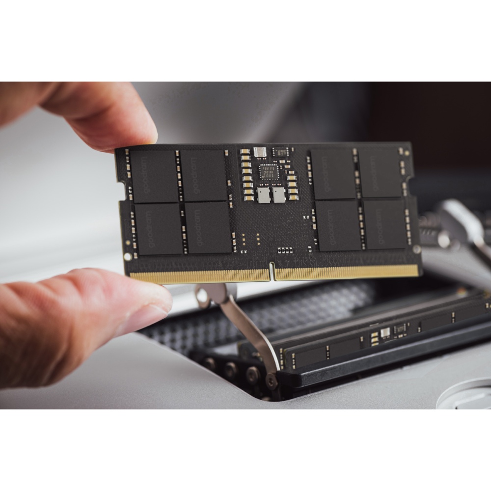 Модуль памяти GOODRAM 16GB SO-DIMM DDR5 5600 MHz (GR5600S564L46S/16G) Рабочая частота 5600 МГц