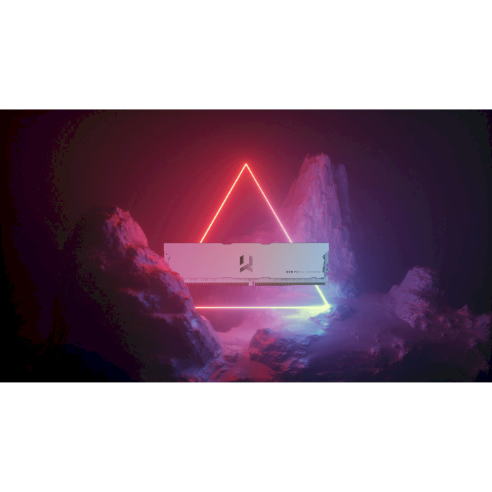 Модуль памяти GOODRAM DDR4 8Gb 3600MHz IRDM PRO White (IRP-W3600D4V64L18S/8G) Объем 8 Гб