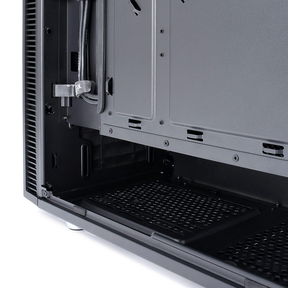 Фото 22 Корпус FRACTAL DESIGN Define C TG Black (FD-CA-DEF-C-BK-TG)