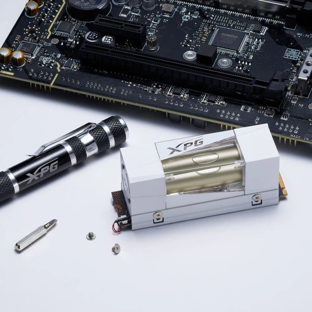 Зображення SSD накопичувач ADATA M.2 2280 2TB XPG MARS 980 STORM (SMAR-980S-2TCI)