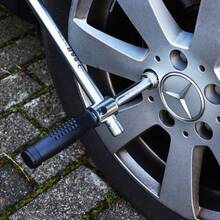 Ключ динамометрический 1/2" 70-170 Nm L490мм + 3 головки хрестовые (465012170)