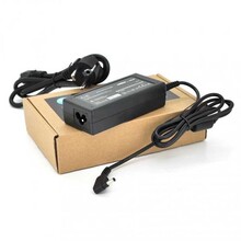 Блок живлення MERLION для ноутбука ASUS 65W 19V 3,42A роз'єм 4.0x1.35 (M01801 / LAS65/19-4,0*1,35)