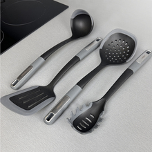 Лопатка с прорезями VINZER SOUS-CHEF 37см (50685)