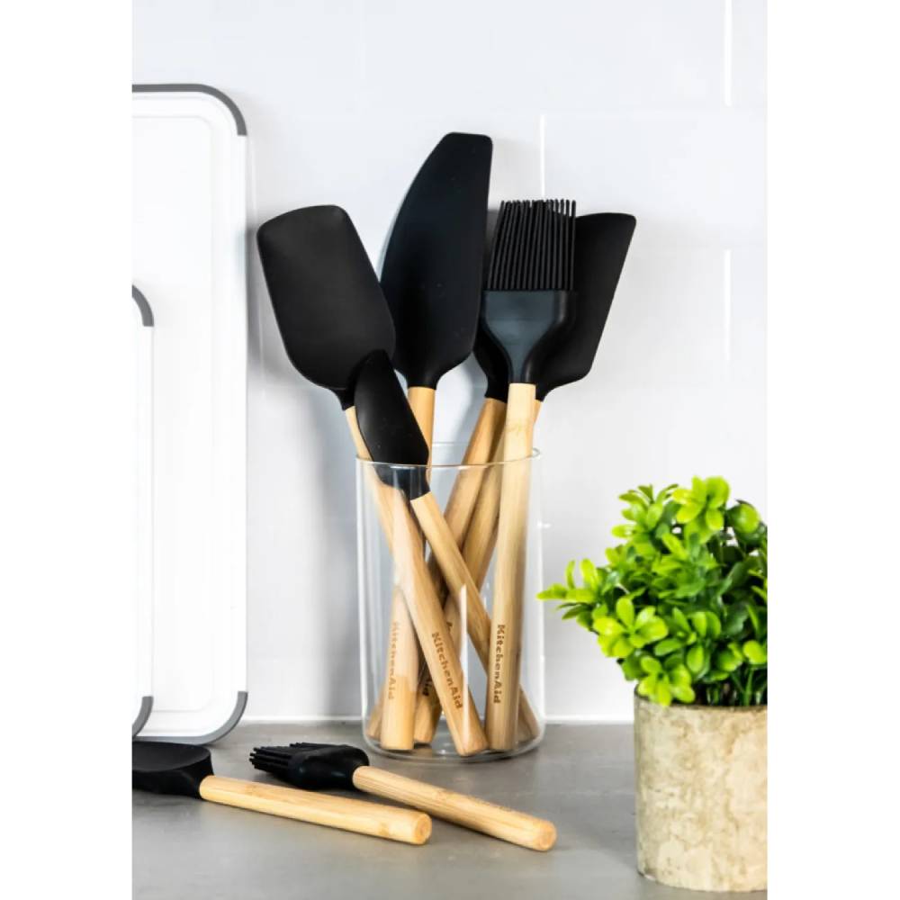 Лопатка для тесту KITCHENAID Classic 30,1 см Black (KQG630OHOBE) Кутова лопатка False