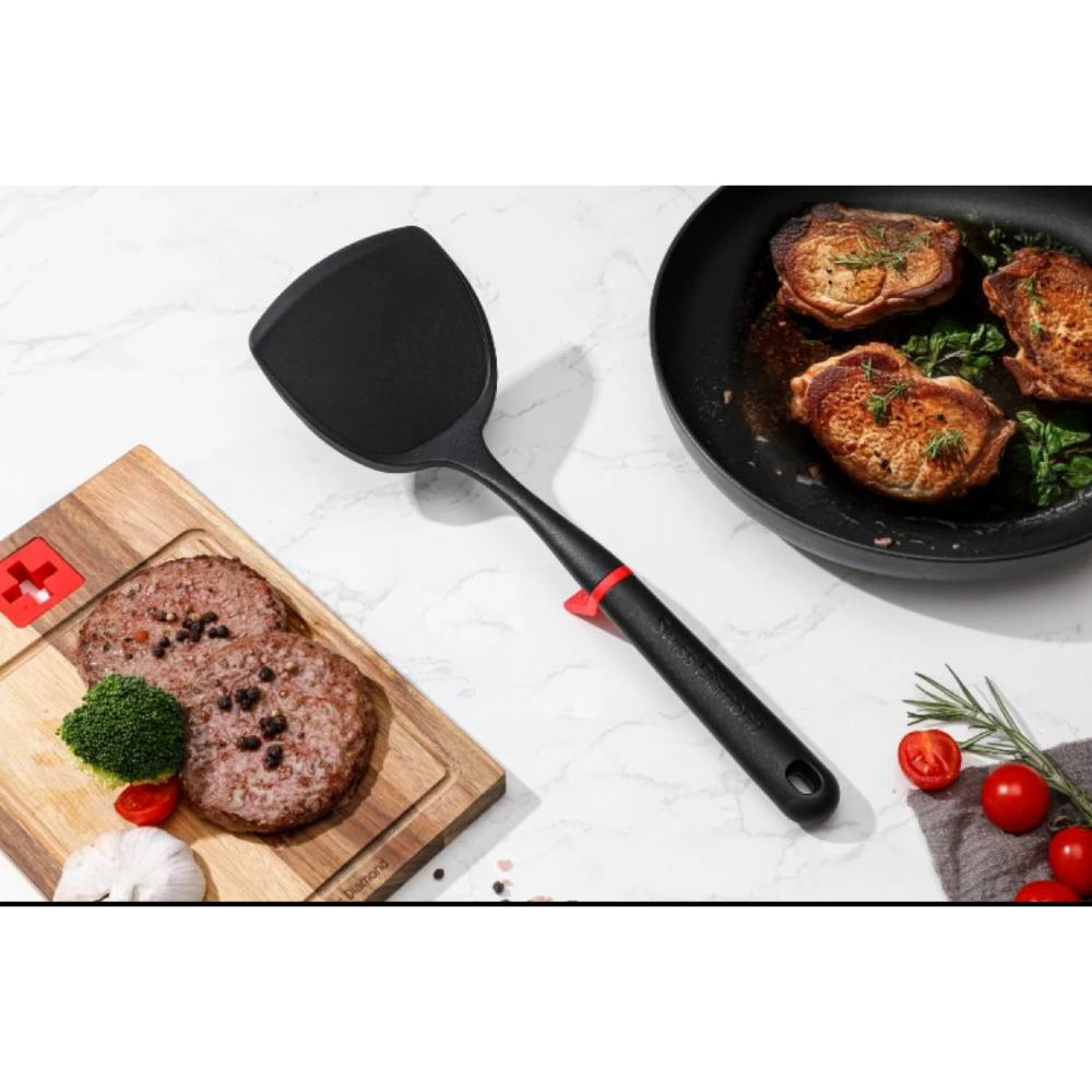 Лопатка SWISS DIAMOND 34см (SDT08) Дополнительно Размеры: 34 х 11 см; Материал устойчив к температурам до 210 °C;