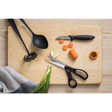 Нож для овощей Fiskars Essential 7 см (1023780)