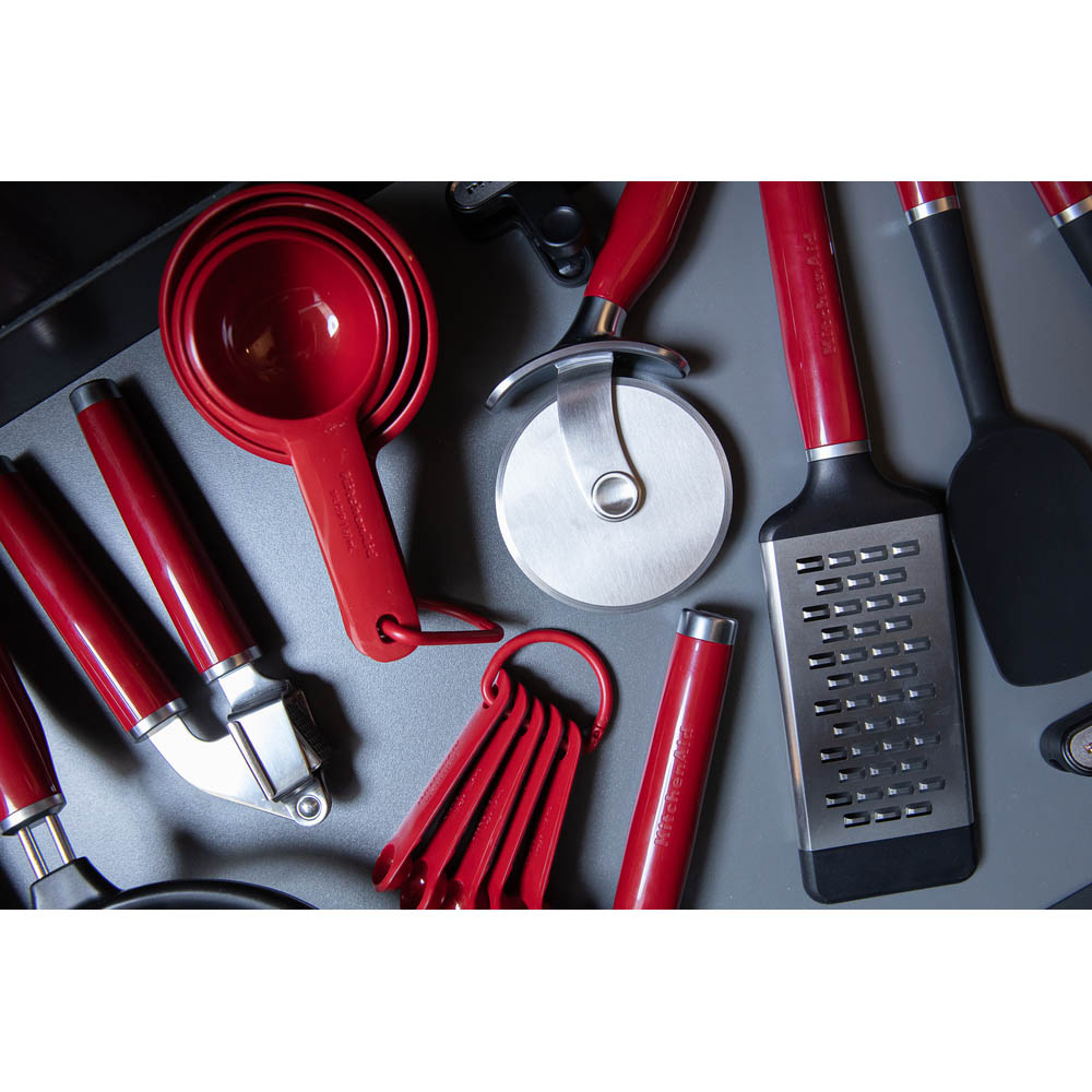 Покупка Ніж для піци KITCHENAID Coreline 22.7 x 8.9 см Empire Red (KAG113OHERE)