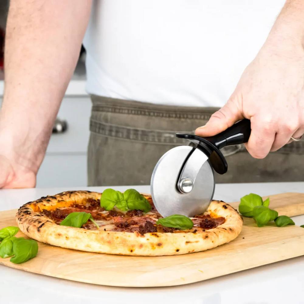 Нож для пиццы KITCHENAID Classic 23 см Black (KCG113OHOBE) Материал клинка нержавеющая сталь