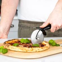 Нож для пиццы KITCHENAID Classic 23 см Black (KCG113OHOBE)