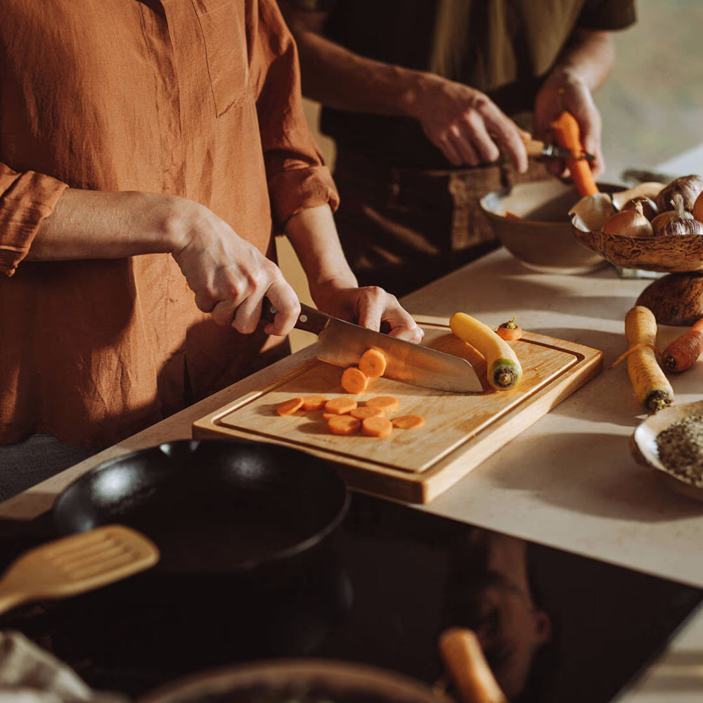 Ніж FISKARS Santoku FSC 16 см (1075694) Заточка двостороння