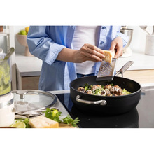 Сотейник с крышкой KITCHENAID Forged Hardened Aluminium 28 см Black (CC005697-001)