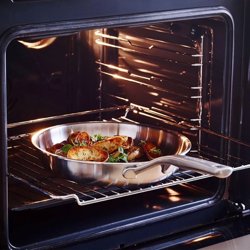 Зовнішній вигляд Сотейник з кришкою KITCHENAID Multiply Stainless Steel 24 см (CC003251-001)