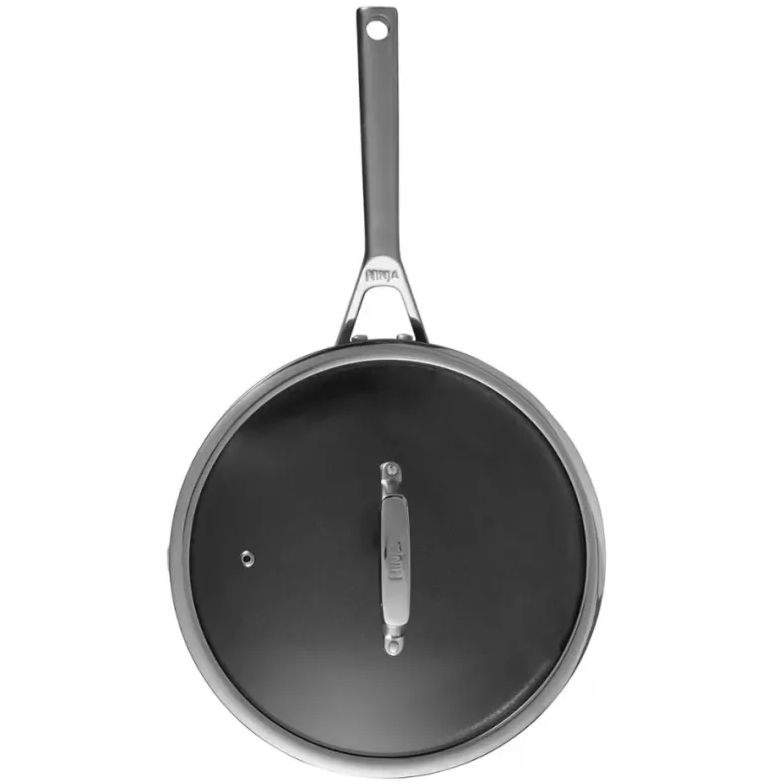 Сотейник із кришкою NINJA ZEROSTICK Premium 26 см C30126DE Сотейник із кришкою NINJA ZEROSTICK Premium 26 см C30126DE Додатково можна використовувати в духовці до 260 ° C; для індукційних плит до 20 см