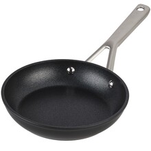 Сковорода NINJA ZEROSTICK Essentials 20 см (C10020DE) Сковорода NINJA ZEROSTICK Essentials 20 см (C10020DE)