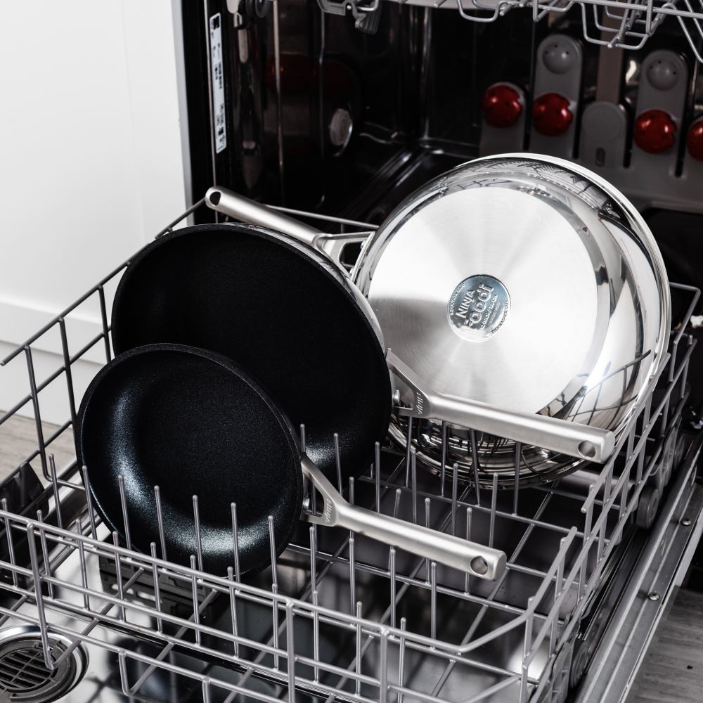 Сковорода NINJA ZEROSTICK 20 см (C60020DE) Зовнішній вигляд Сковорода NINJA ZEROSTICK 20 см (C60020DE)