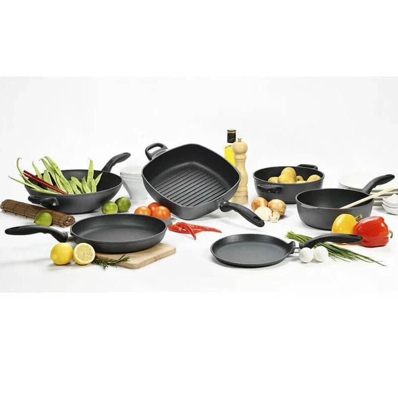 Сковорода із кришкою SWISS DIAMOND XD Induction 32 см Black (XD6432ic) Особливості з двома ручками