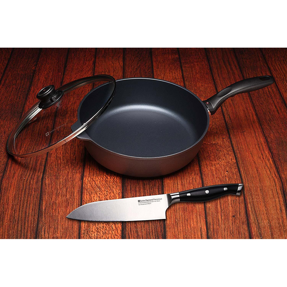 Сотейник SWISS DIAMOND XD Induction 28 см Black (XD6728ic) Кришка з кришкою