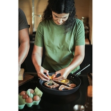 Сковорода FISKARS Hard Face 28 см Black (1075520)