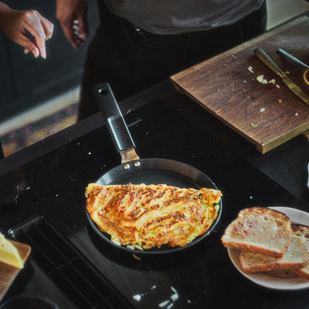 Заказать Сковорода для блинов FISKARS Hard Face 22 см Black (1075522)