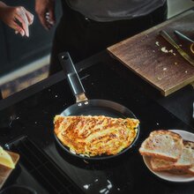 Сковорода для блинов FISKARS Hard Face 22 см Black (1075522)