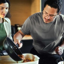 Сотейник с крышкой FISKARS Hard Face 24 см Black (1075528)