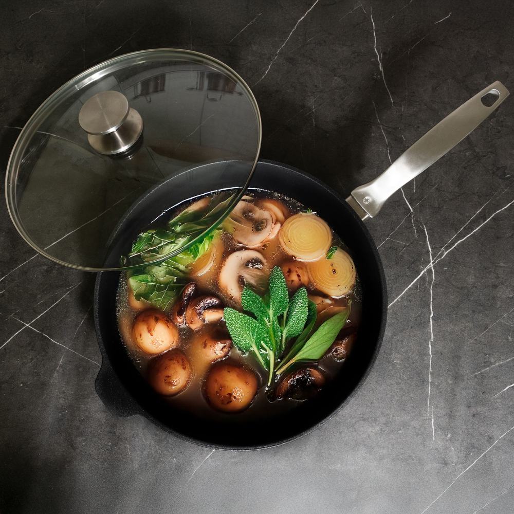 Сотейник с крышкой SWISS DIAMOND CXD Induction 28 см Black (CXD6728ic) Диаметр 28