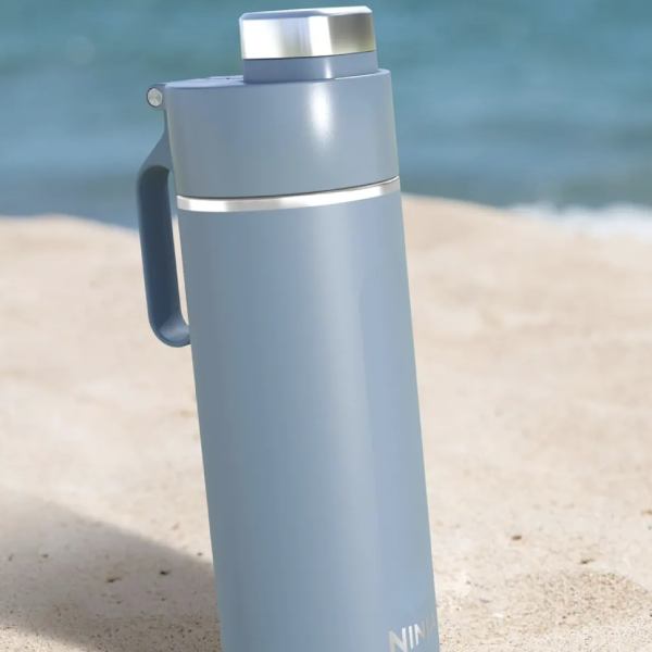 Термопляшка NINJA Thirsti 0,7л Blue (DW2401EUUKBL) Додатково можна мити в посудомийній машині