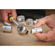 Головка торцевая STANLEY 1/2"х24 мм (FMMT17243-0) Головка торцевая STANLEY 1/2"х24 мм (FMMT17243-0)