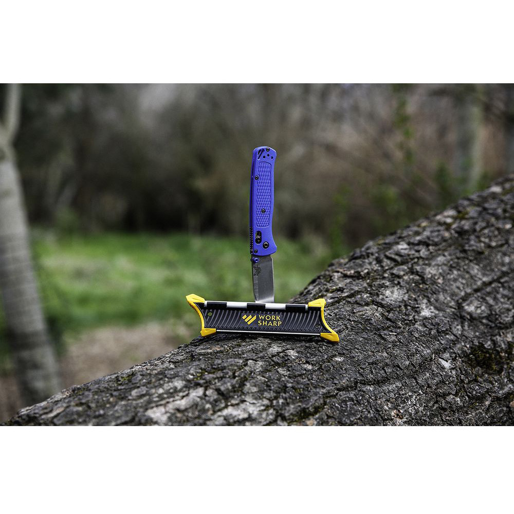 Набір точилок WORK SHARP POCKET KNIFE SHARPENER 12 PACK (WSGPS-12) Додатково алмазний точильний стрижень (320 грит); керамічний хонінговий дрібнозернистий стрижень; вбудовані кутові напрямні