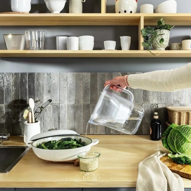 В Украине Фильтр-кувшин BRITA Style Essential Mxpro White + 2 картриджа (1057795)