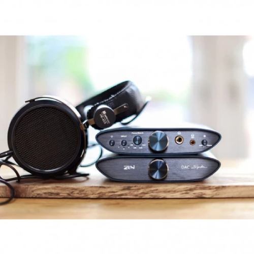 Фото ЦАП и усилитель IFI Zen Can Signature HFM Black (90403114)