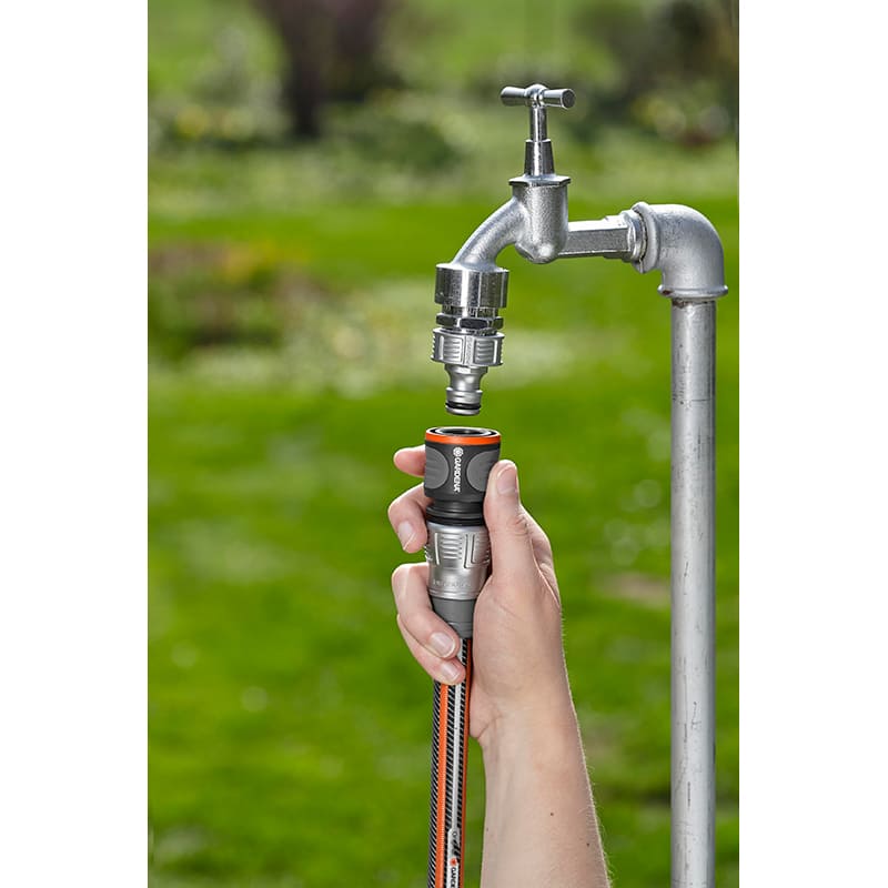Конектор GARDENA Premium 13 мм (1/2") - 15 мм (5/8") (18255-20.000.00) Додатково Для шлангів діаметром: 13 мм (1/2") - 15 мм (5/8")