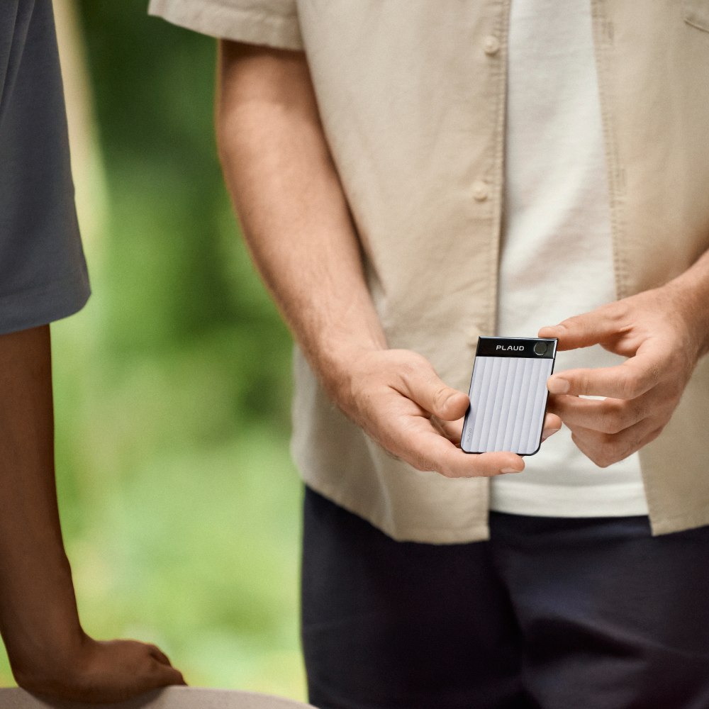 Фото 28 Диктофон PLAUD Note Pro Silver (PN0300-SI)