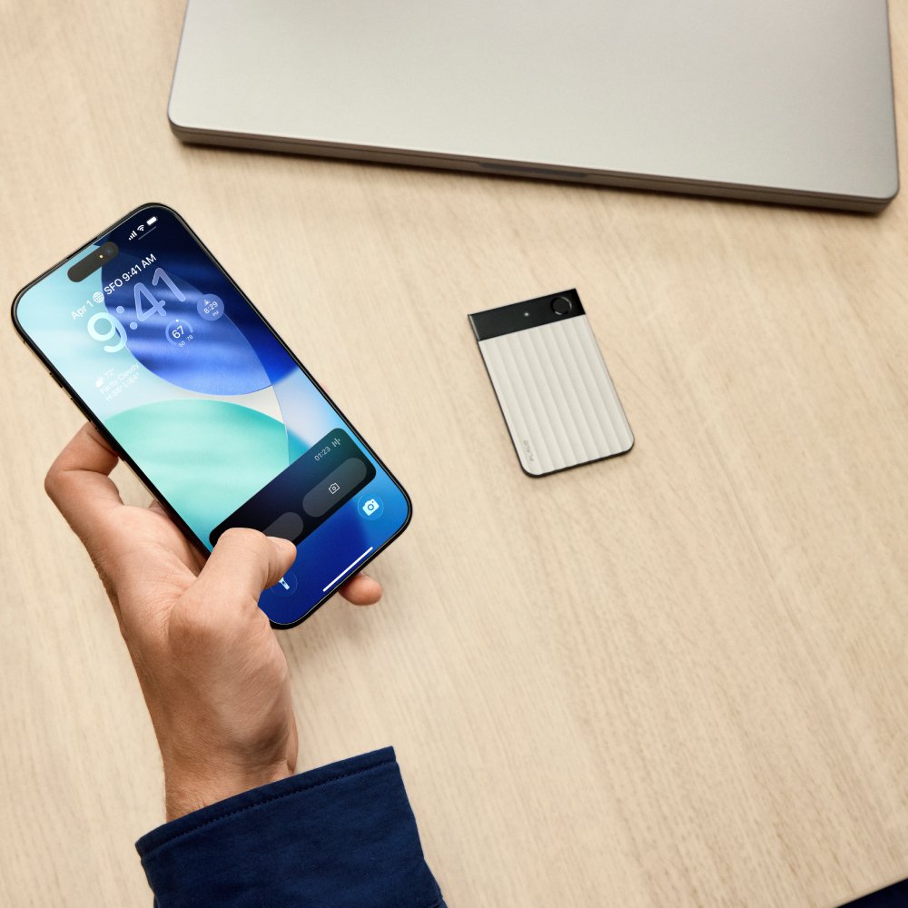 Фото 29 Диктофон PLAUD Note Pro Silver (PN0300-SI)